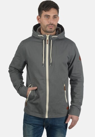 Veste mi-saison 'Bobby' BLEND en gris : devant
