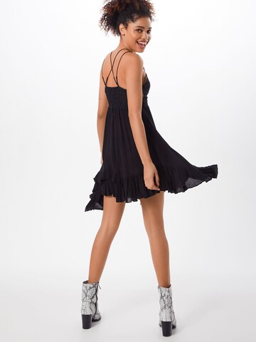 Rochie 'Adella' de la Free People pe negru: spate