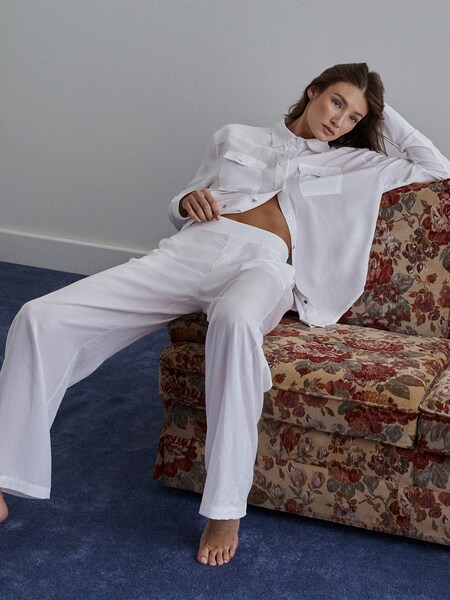 Lorena Rae - Comfy White Look by R�ÆRE