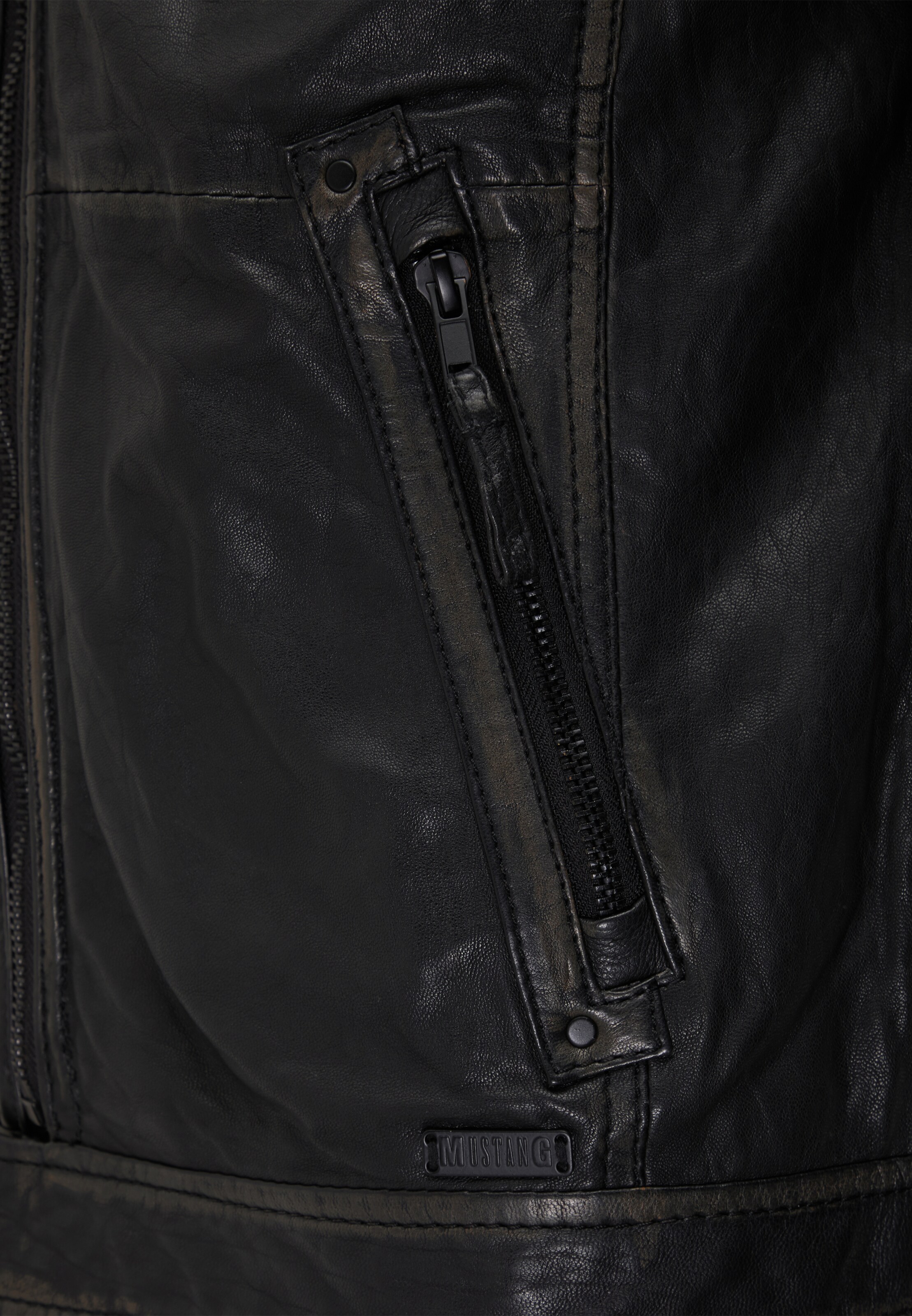 MUSTANG Between-season jacket in Black