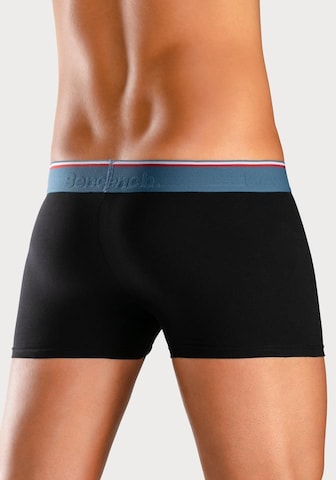 BENCH Boxershorts in Schwarz