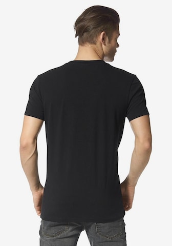 BRUNO BANANI Shirt in Black