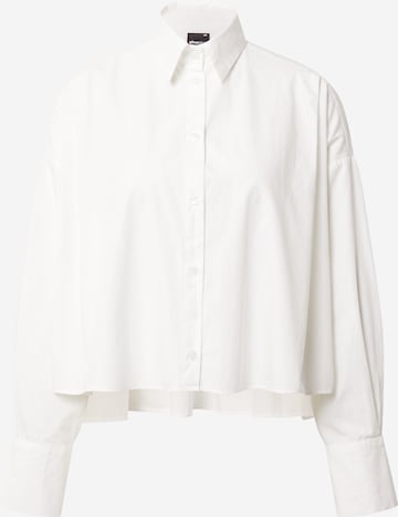 Gina Tricot Блуза в бяло: отпред
