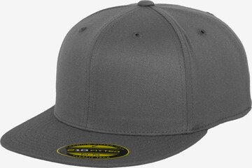 Casquette Flexfit en gris : devant