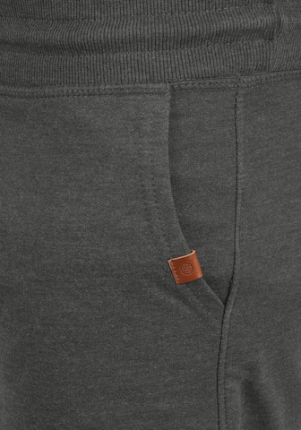 BLEND Regular Sweatshorts 'Mulker' in Grau