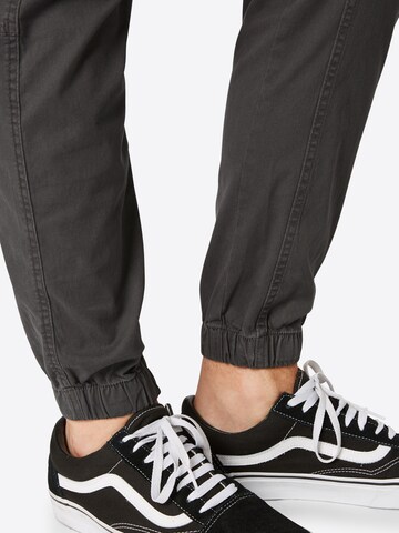 JACK & JONES Tapered Hose 'Paul Flake' in Grau