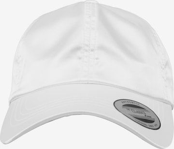 Casquette Flexfit en blanc