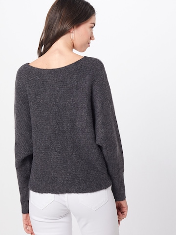 ONLY Sweater 'Daniella' in Grey