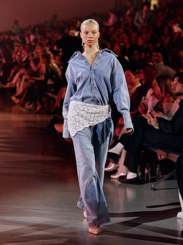 The AY FASHION WEEK Womenswear