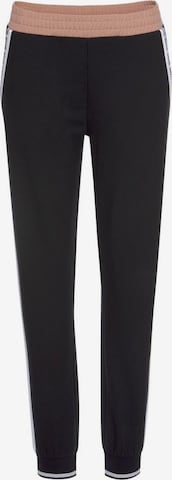 Effilé Pantalon de pyjama BENCH en noir : devant