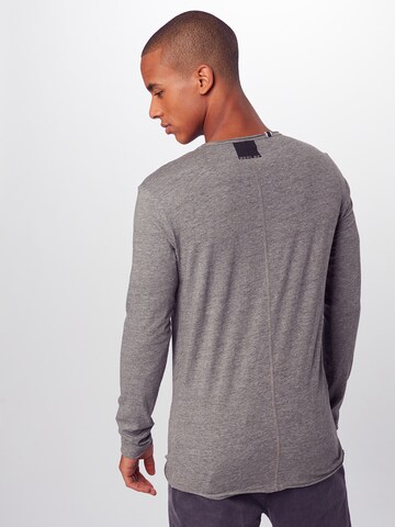 REPLAY - Camiseta en gris: atrás