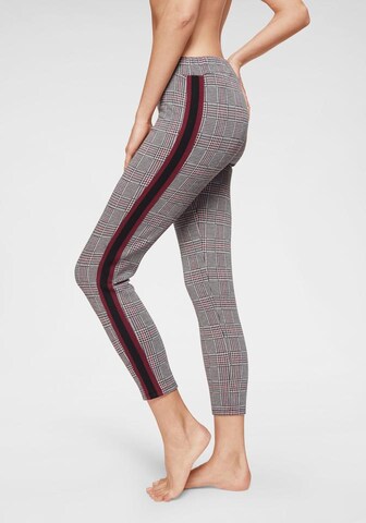 BENCH Skinny Leggings in Rot