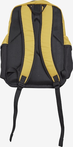 Urban Classics Rucksack in Gelb