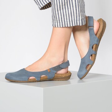 EL NATURALISTA Ballet Flats with Strap in Blue