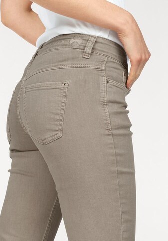 MAC Slimfit Jeans 'Dream' in Beige