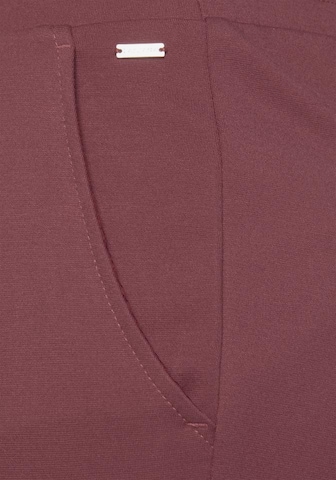 LASCANA Tapered Pants in Purple