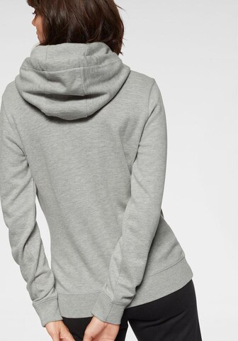 BENCH Sweatshirt in Grau