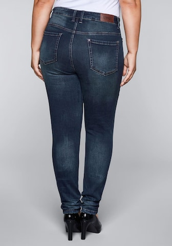 SHEEGO Skinny Jeans in Blau