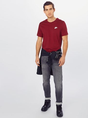 Nike Sportswear Regular Fit Bluser & t-shirts 'Club' i rød