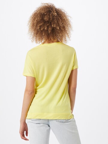 BRAX - Camiseta 'Caelen' en amarillo