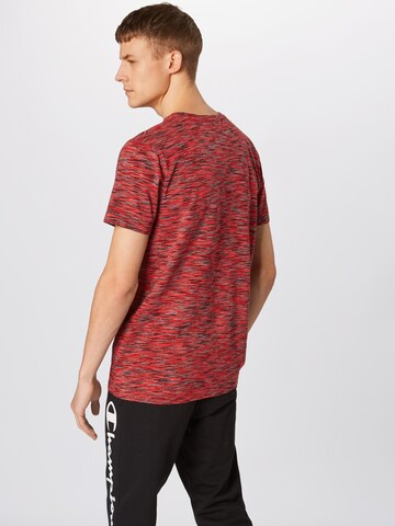 T-Shirt Urban Classics en rouge : derrière