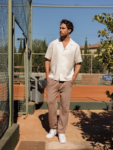 Casual Shirt & Pants Look
