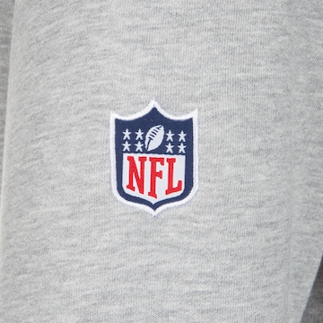 NEW ERA Sweatshirt in Grey