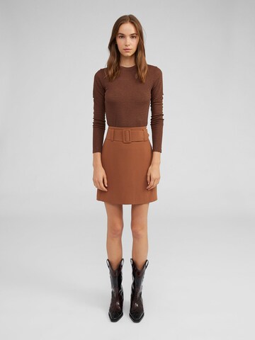 Tricou 'JENNA' de la EDITED pe maro