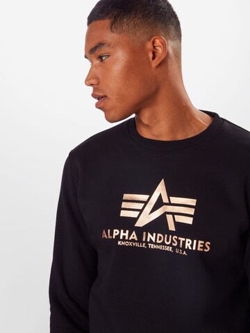 ALPHA INDUSTRIES Klasický střih Mikina – černá