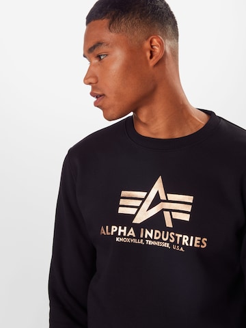 ALPHA INDUSTRIES Regular fit Sweatshirt i svart