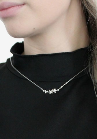 AMOR Necklace in Silver: front