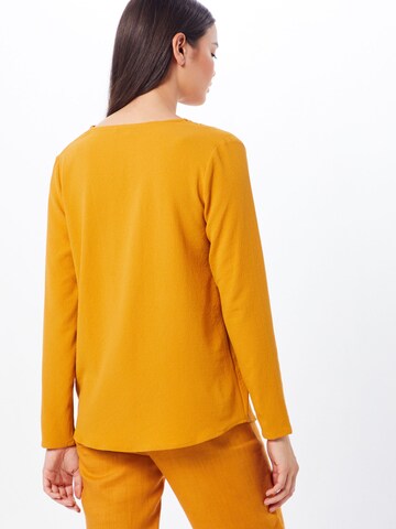 ABOUT YOU Blouse 'Inken' in Yellow: back
