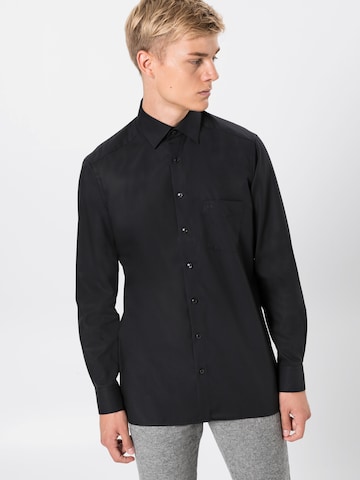 Coupe regular Chemise 'Luxor Uni Pop' OLYMP en noir : devant