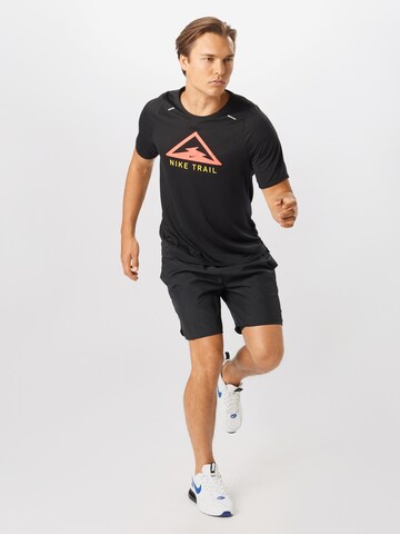 NIKE Regular fit Performance Shirt 'Rise 365 Trail' in Black