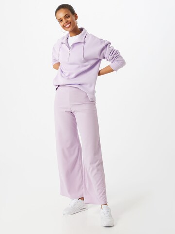 SISTERS POINT Wide Leg Hose in Lila