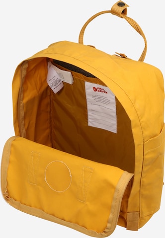 Sac à dos de sport 'Kånken' Fjällräven en jaune : au dessus