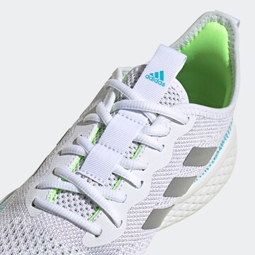 Chaussure de course 'Fluidflow' ADIDAS SPORTSWEAR en blanc