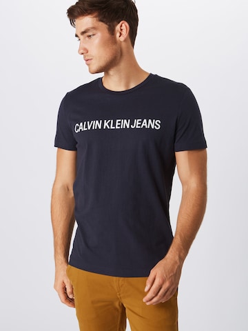 Tricou de la Calvin Klein Jeans pe albastru: față