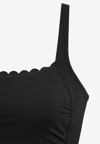 LASCANA Swimsuit in Black