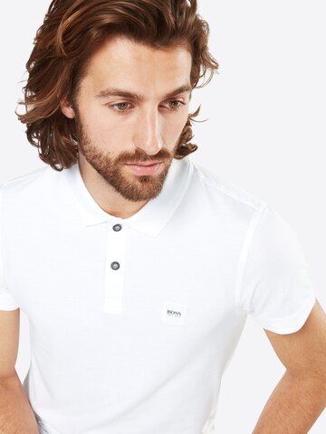 BOSS - Ajuste regular Camiseta 'Prime' en blanco