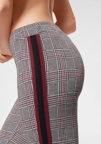 BENCH Skinny Leggings in Rot