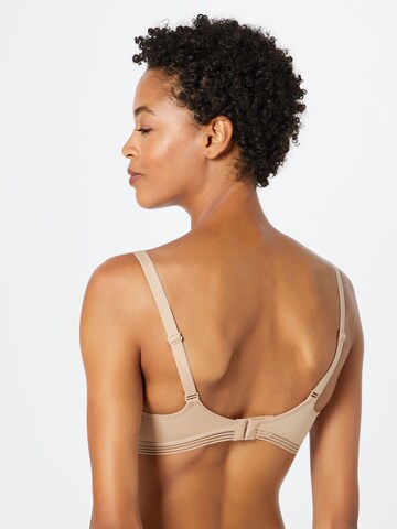 Regular Soutien-gorge 'Infinite Sensation' TRIUMPH en beige : derrière