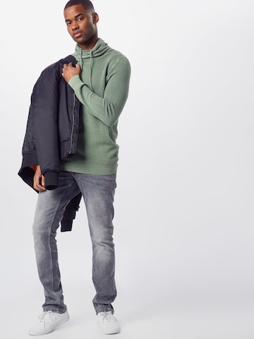 Coupe regular Pull-over 'Mst Lech' Key Largo en vert