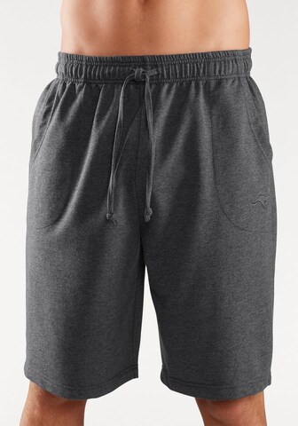 KangaROOS Regular Workout Pants in Grey: front