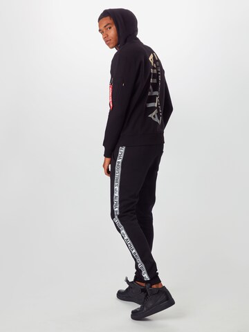 ALPHA INDUSTRIES Свитшот в Черный