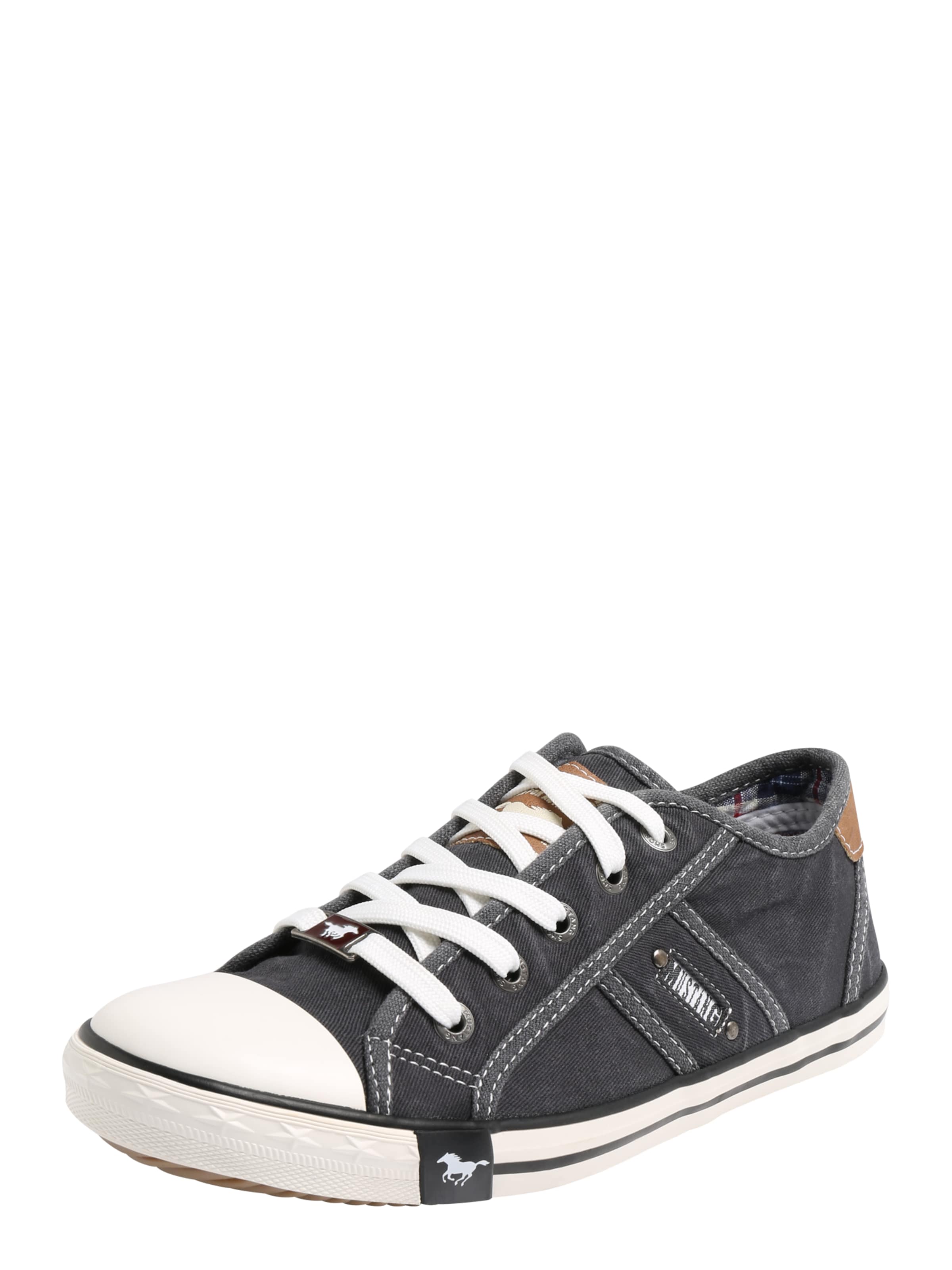 MUSTANG Σνίκερ χαμηλό σε μαύρο: μπροστά