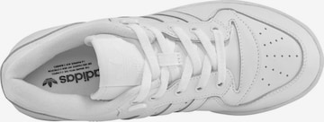 Baskets basses 'Rivalry' ADIDAS ORIGINALS en blanc