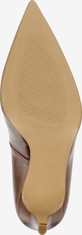 EVITA Pumps in Braun