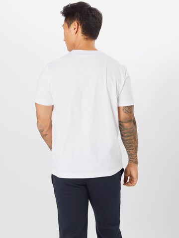 Champion Authentic Athletic Apparel Tavaline suurus Särk, värv valge