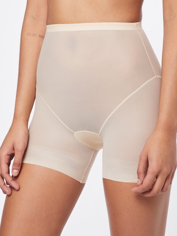 MAGIC Bodyfashion - Calças modeladoras 'Lite Short' em bege: frente